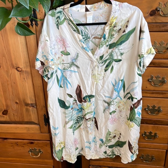 🍁H&M tunic top or beach coverup with flowers & leaves print - Picture 2 of 10